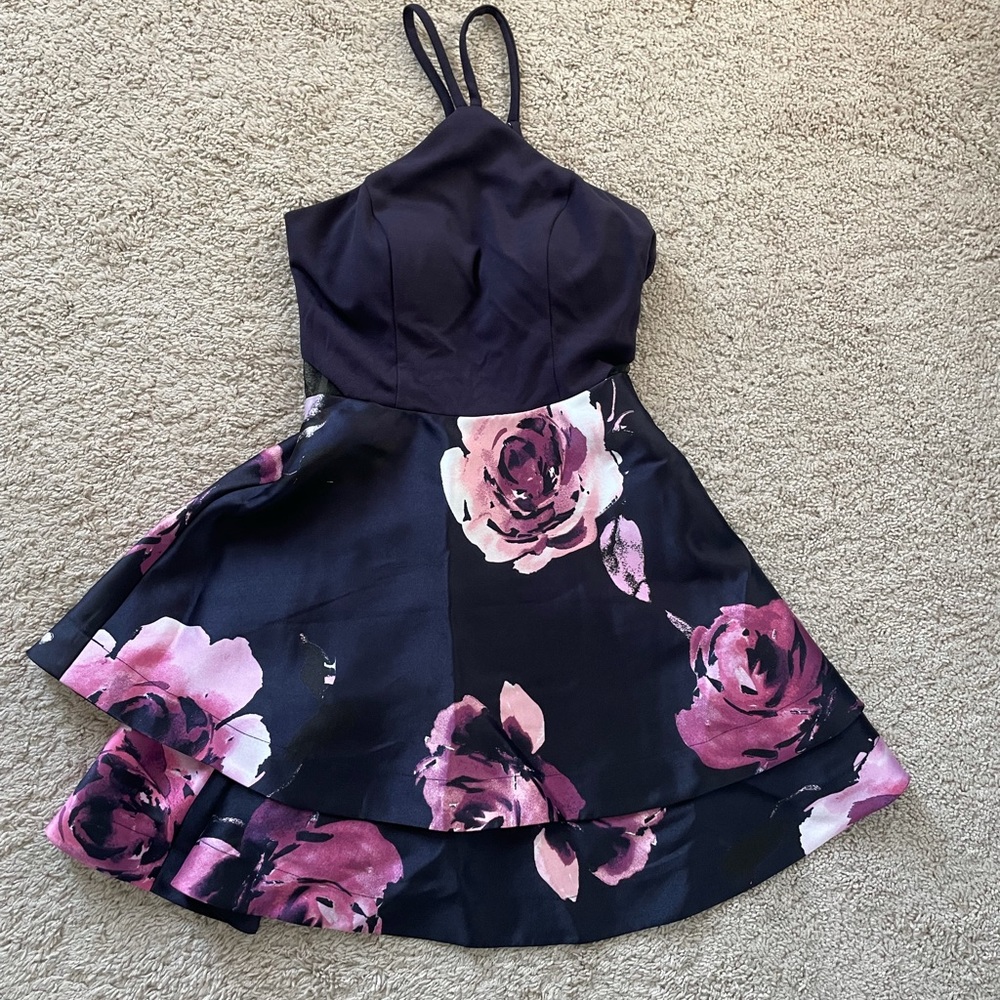 Never worn, great condition!